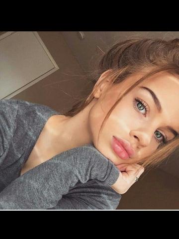 Лаура Вип Горячая Блондинка